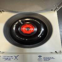 Eppendorf 5424 Cenrtifuge image 1